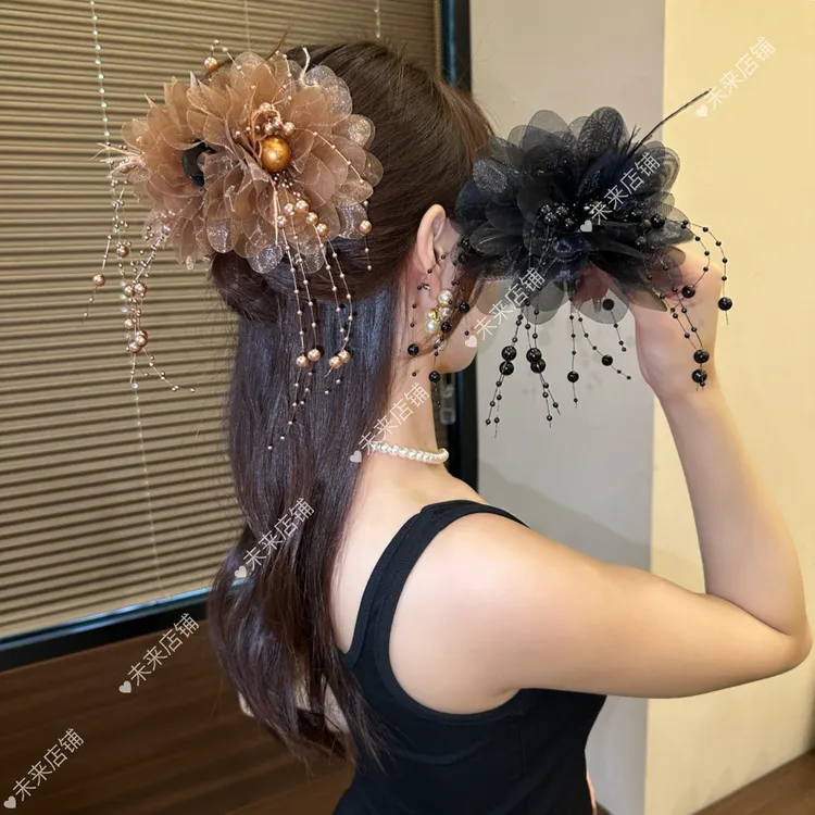 2025新款牡丹流苏春夏珠珠流苏抓夹显发量蓬松高颅顶鲨鱼夹发夹女