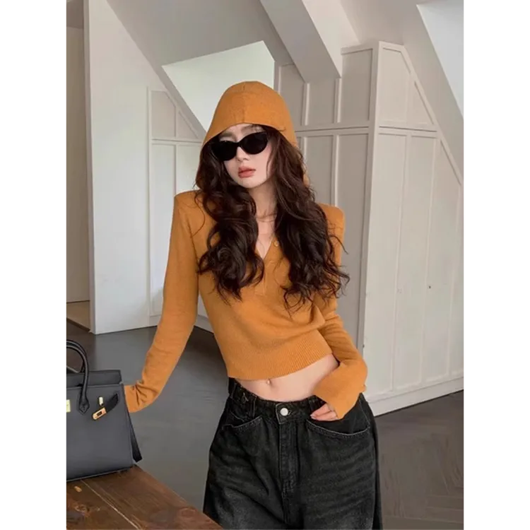 美式辣妹橘色连帽针织衫女秋季设计感修身收腰长袖毛衣内搭短上衣