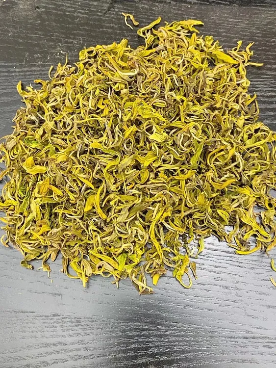 2025年新茶『手工揉捻黄金芽』 明前新茶豆香花果香（味浓耐泡）