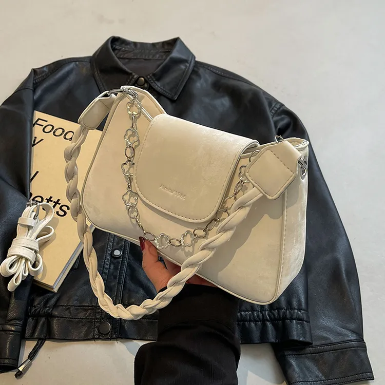 艾米兔女包2025新款纯色小众设计简约质感百搭链条单肩斜挎包