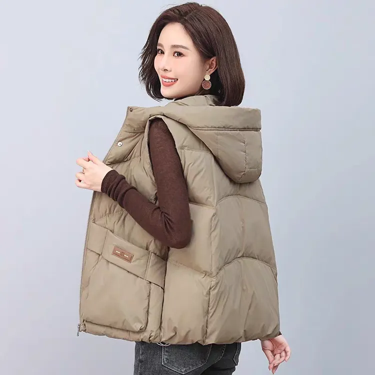 高档羽绒马甲女外穿2024新款宽松加厚白鸭绒坎肩洋气连帽背心外套