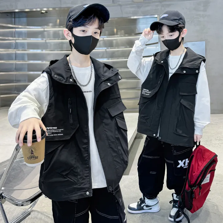 儿童工装马甲男童连帽6-12岁中大童帅气炸街马夹洋气外套男孩潮