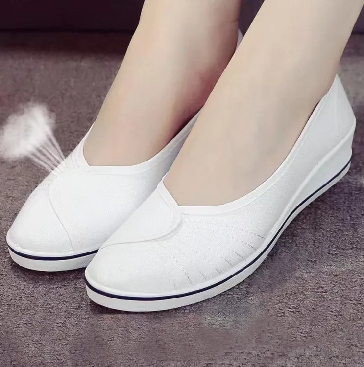 一字护士鞋女白色舒适2024平底软底防滑透气小白鞋老北京布鞋夏季