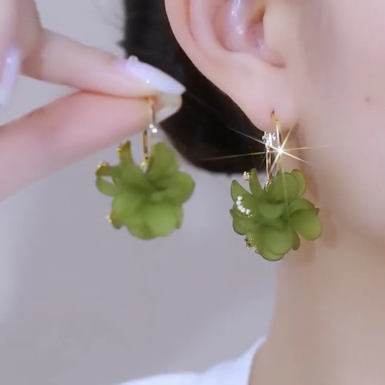 铜合金耳饰 【栀子花】时尚气质百搭清新简约轻奢绿色高级感耳环女