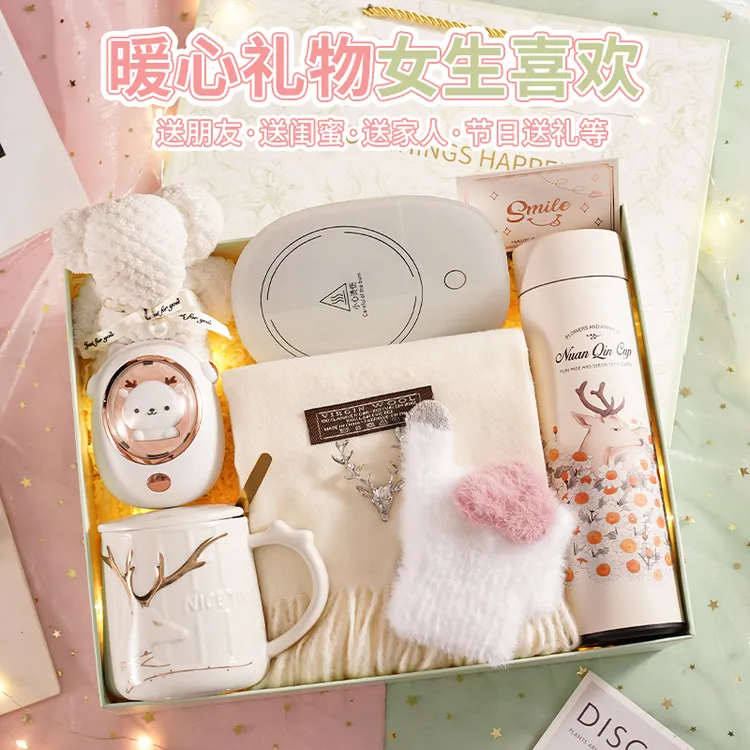 生日礼物送女生女朋友老婆高级感暖冬礼物送闺蜜姐妹实用围巾礼盒