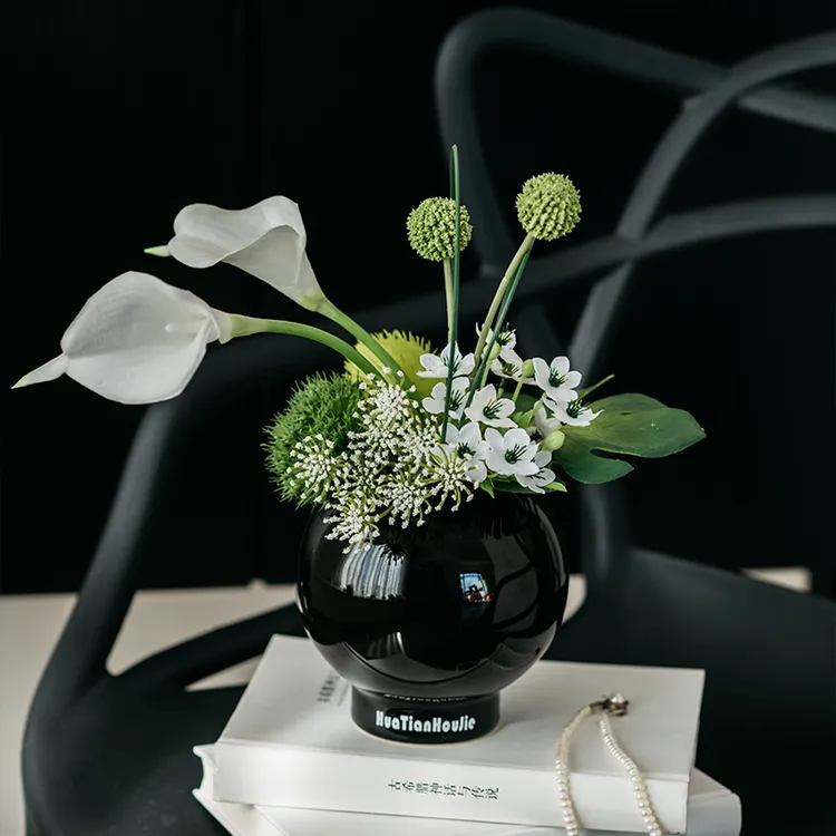 设计师款手札花束摆件马蹄莲手捧花客厅玄关质感花艺装饰