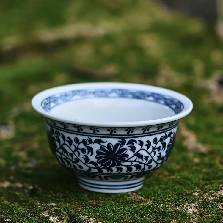 琨德青花瓷压手杯功夫茶具大号创意品茗杯子仿古缠枝莲纹印花茶杯