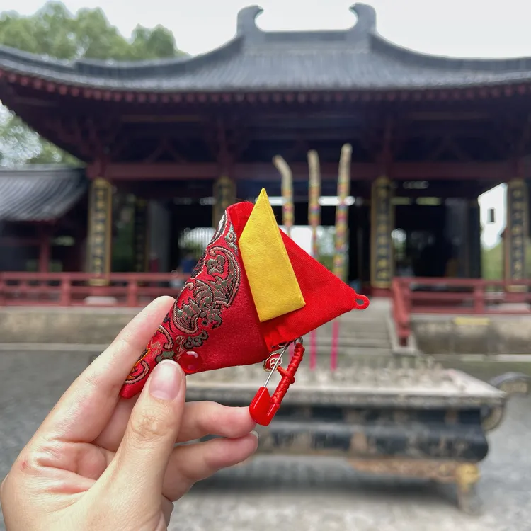 2026丙午年马鼠牛兔定制本命年香包锦囊福袋挂件十二生肖御守