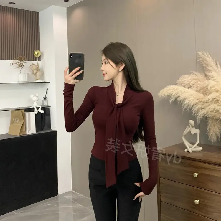 加绒保暖红色打底衫女春秋季内搭甜辣V领长袖T恤修身显瘦绑带上衣