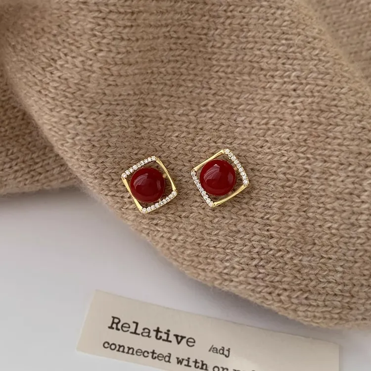 铜合金耳饰 红色豆豆耳钉女925银针几何耳环高级感小众气质耳饰潮