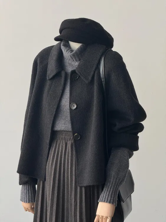 2025秋冬新款韩版搭配呢子外套大衣女搭配高领毛衣裙子保暖三件套