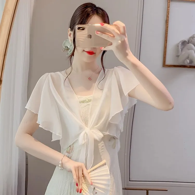白色雪纺防晒开衫女夏季配吊带裙子外搭冰丝披肩外套洋气短款上衣