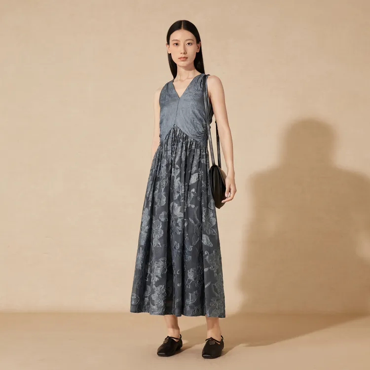 EXCEPTION剪花收腰无袖连衣裙AA24-H1J08