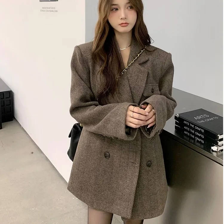 2025新款秋冬高级毛呢小个子西装大衣加厚宽松赫本风外套呢子大衣