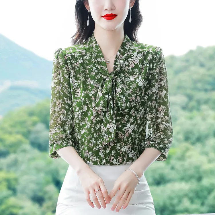 新款气质打底衫上衣女士百搭小衫宽松遮肚子小清新春季七分袖衬衫