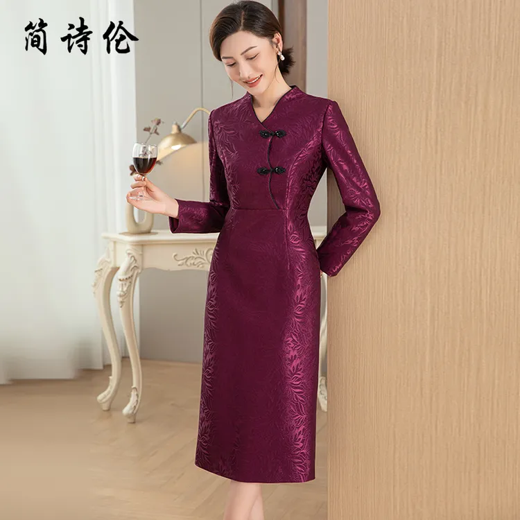新中式蕾丝连衣裙女新款设计感轻奢大气喜婆婆喜妈妈婚宴装礼服裙