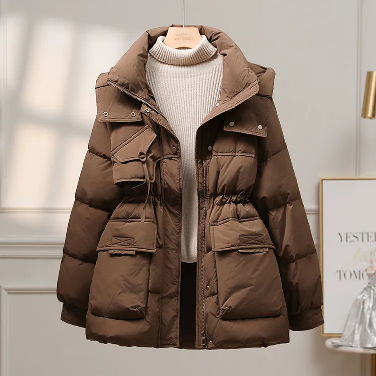 中长款羽绒服女2025年新款冬季收腰显瘦白鸭绒时尚连帽小个子外套