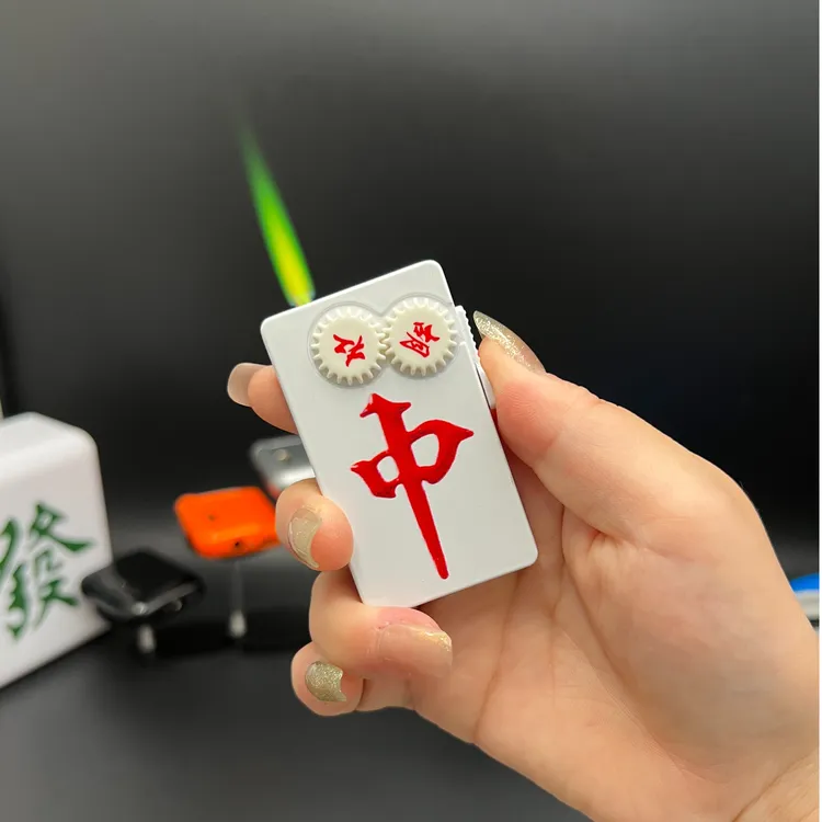 网红爆款创意红中齿轮转动防风打火机绿焰个性直冲轻薄送男士礼品