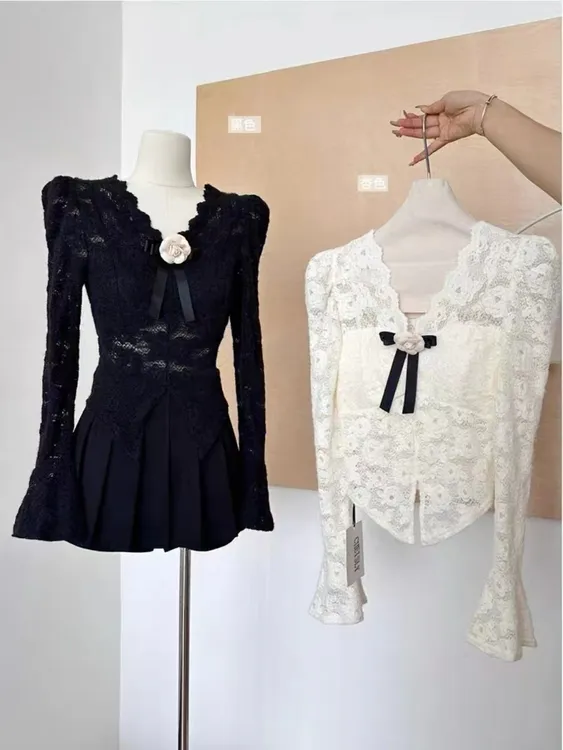 晓博家-新款蕾丝显瘦弹力设计长袖打底衫时尚百搭