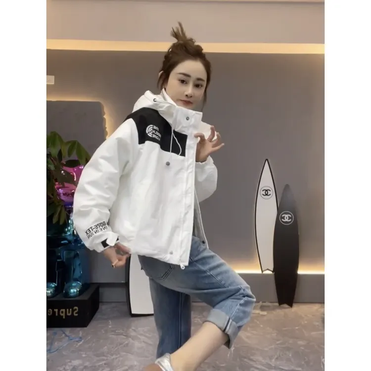 2025秋冬季夹棉厚料风衣短款连帽宽松休闲棉服冲锋衣夹克外套女