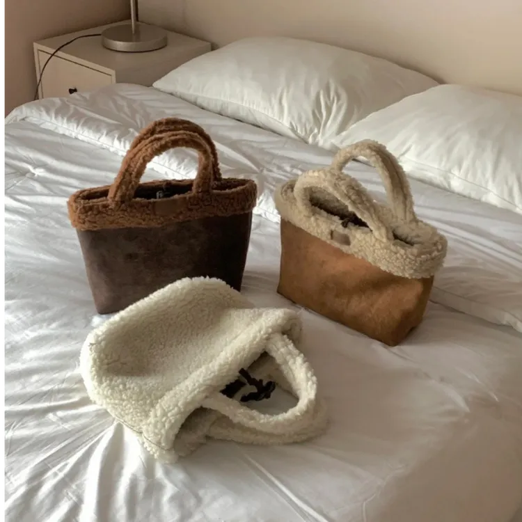 韩国毛绒托特包双面背仿羊羔毛手提包菜篮子毛茸茸手拎水桶包女