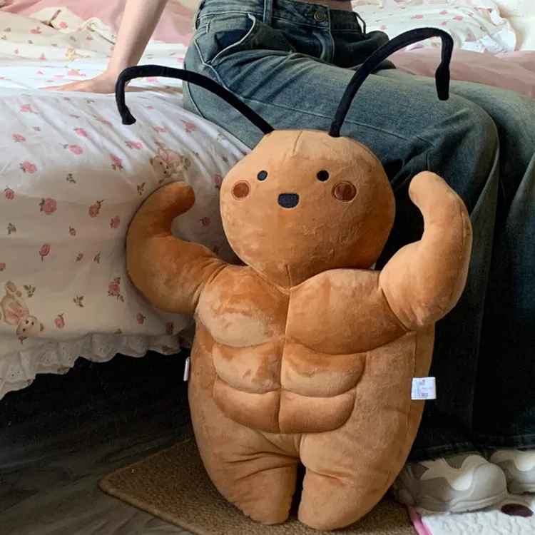 蟑螂抱枕毛绒玩具可爱仿真肌肉大号玩偶南方搞怪挂件娃生日礼物女