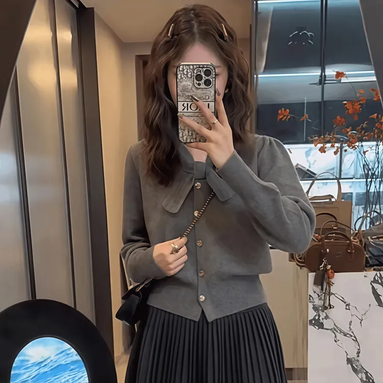 法式轻奢系带毛衣女小香风长袖开衫减龄内搭外穿上衣秋冬软糯温柔