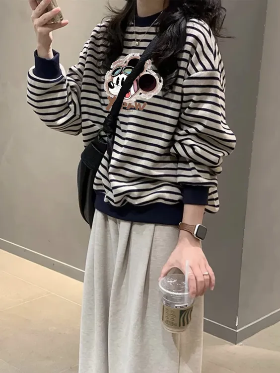 秋冬新款2024年休闲宽松chic港风百搭上衣女高级感条纹减龄卫衣女