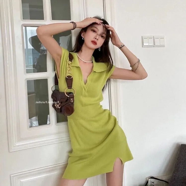 ins超火辣妹纯欲风白色开叉针织连衣裙女修身显瘦夏季高腰包臀裙