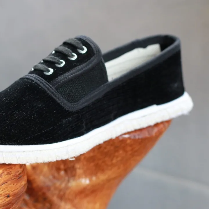 男士女士纯黑色松紧鞋3个款式可选休闲布底