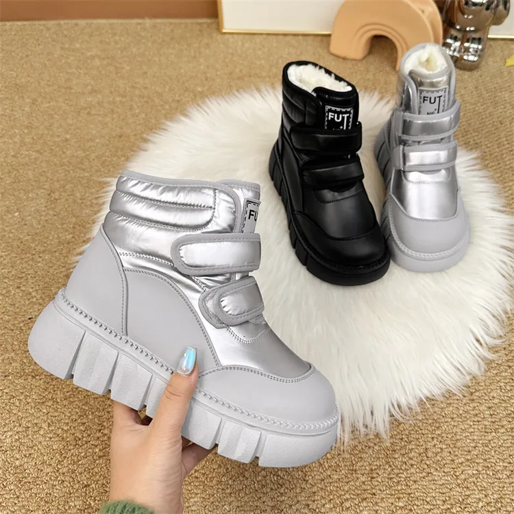 【高品质】欧洲站厚底雪地靴女2024冬季新款魔术贴加厚显脚小大棉靴