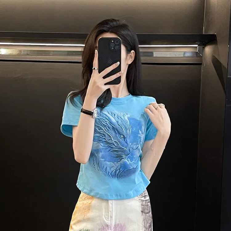 洋气减龄上衣夏季女装2025新款潮酷印花设计感短袖t恤牛仔短裤
