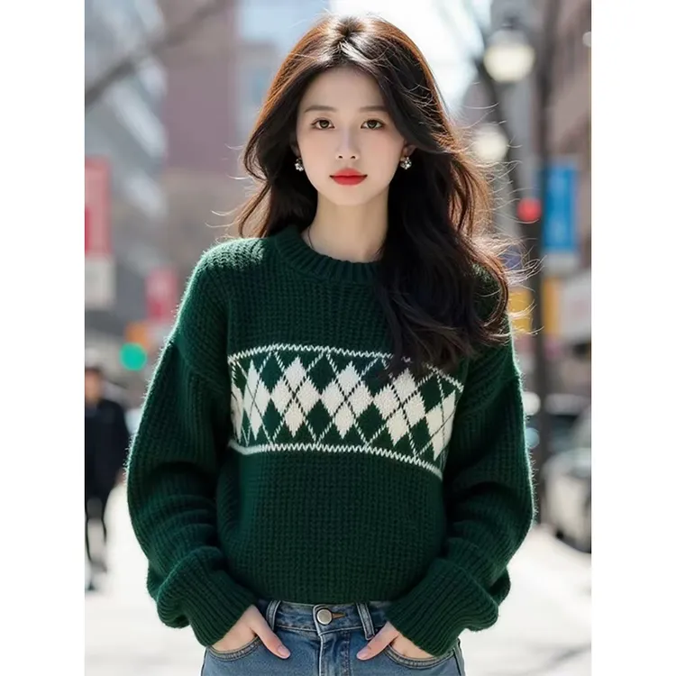 墨绿色菱格粗线毛衣女款2024新款冬季复古高级感超好看的针织上衣
