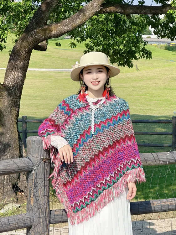 【围奕】秋冬民族风云南大理旅游拍照必备亮色编织加厚套头披肩