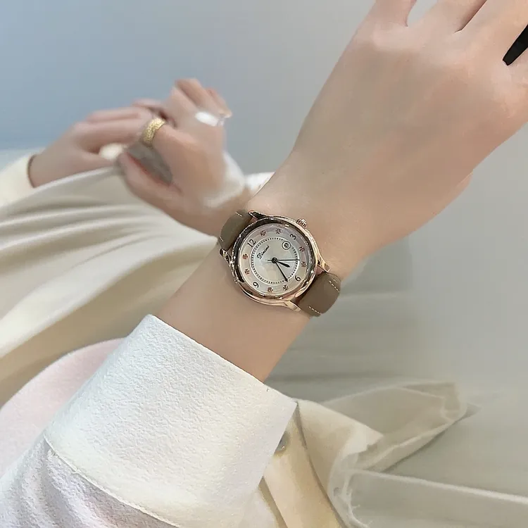Dinimi蒂尼米告白气球气质百搭轻奢镶钻经典防水潮流女表新腕表