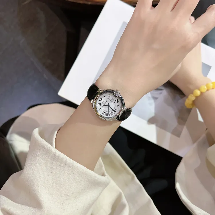 Dinimi百搭经典优雅潮流精致气质轻奢女款告白气球防水女士腕表