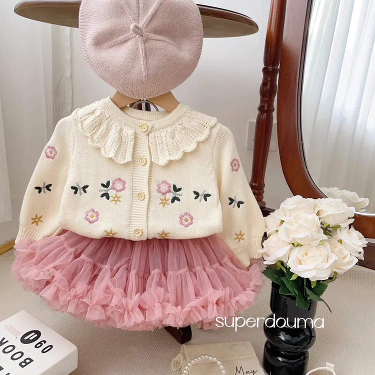 2025春秋季百搭女宝宝儿童花朵绣花荷叶领针织长袖韩版开衫外套