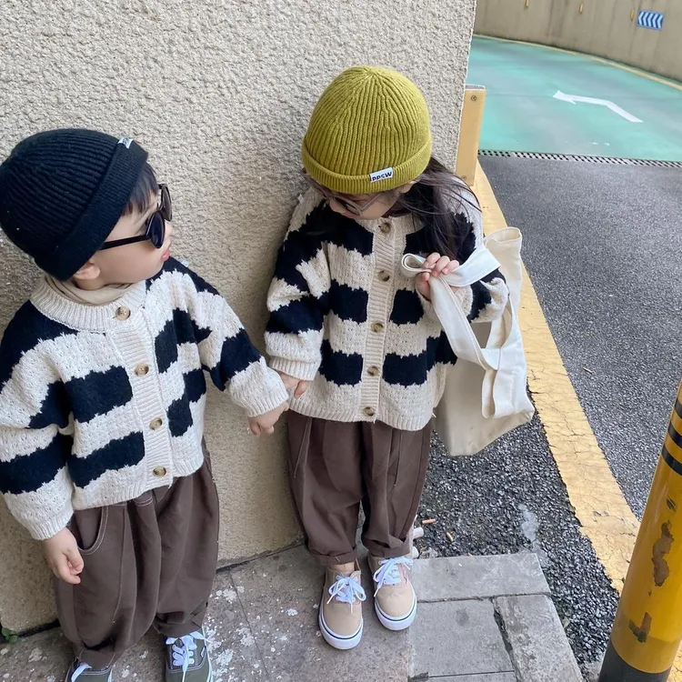 腔调日韩系儿童黑白条纹开衫男女宝宝钩针毛衣针织衫2025春秋装