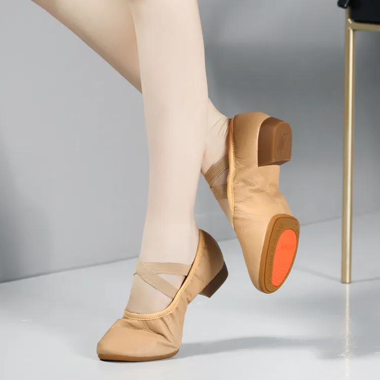 《老师推荐》新款真皮舞蹈女民舞软底芭蕾古典舞跳舞鞋舞蹈练功鞋