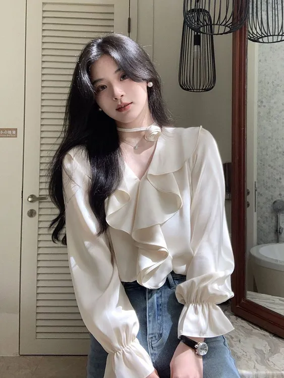 法式荷叶边长袖v领衬衫女春秋季新款气质宽松显瘦衬衣喇叭袖上衣