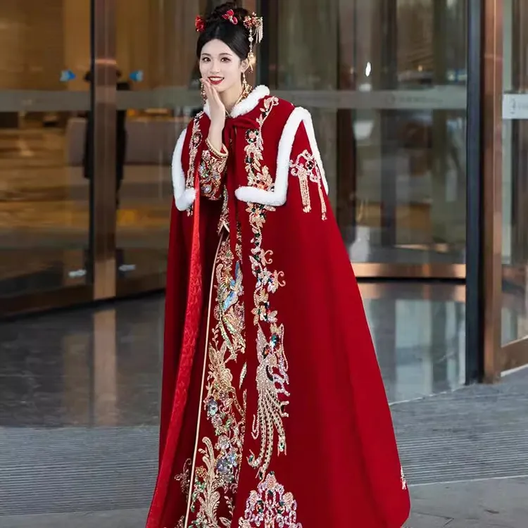 结婚秀禾服披风斗篷中式婚礼服装冬季红色保暖加厚汉服中国风披肩
