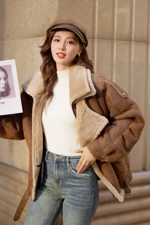 D6815西班牙美利奴皮毛一体真皮真毛女士时尚冬季百搭皮草外套女