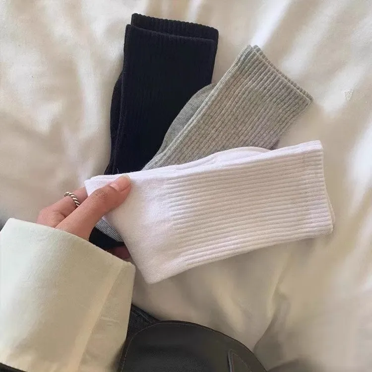 黑色袜子女冬季长袜高腰纯白色秋冬款百搭运动中筒袜加厚保暖长袜