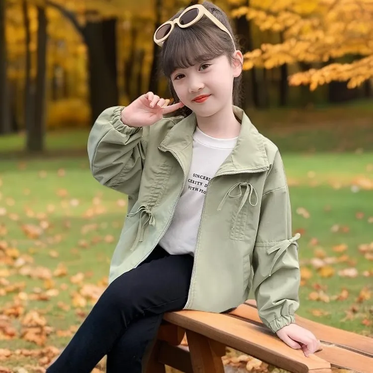 女童外套春秋款2025新款女童洋气时髦冲锋衣秋装女孩开衫夹克上衣