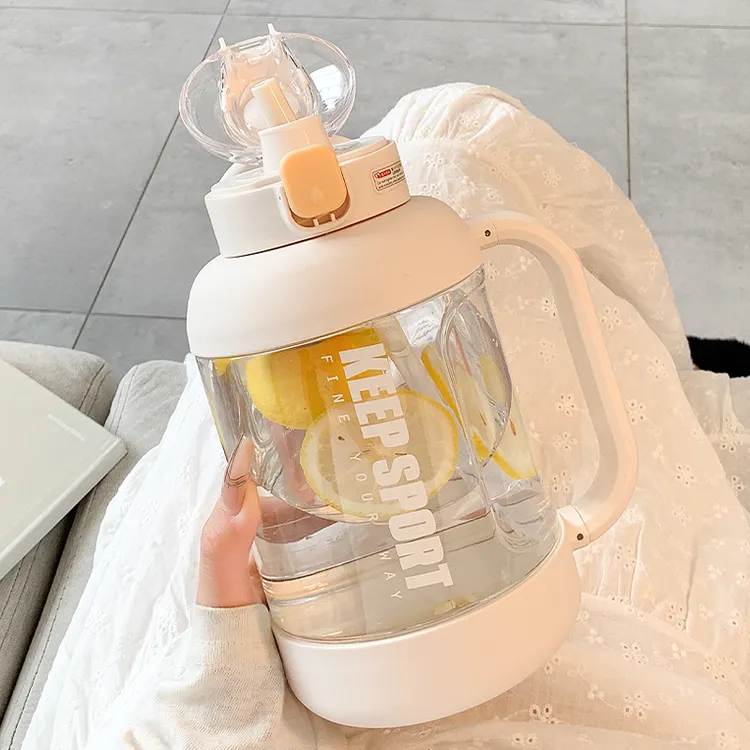 运动水杯女生大容量耐高温带吸管刻度便携户外水壶吨吨桶夏季杯子