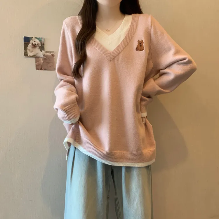 【80-180斤】假两件V领针织毛衣女秋冬宽松慵懒卡通刺绣打底衫上衣