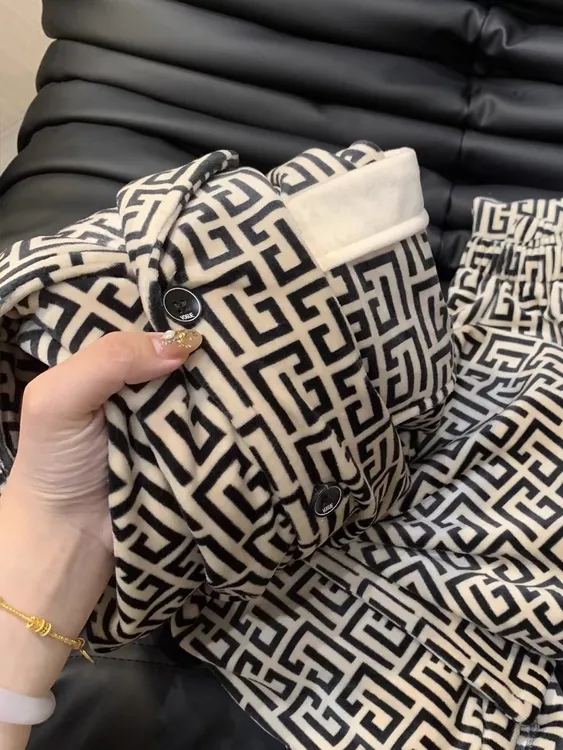 海岛绒男睡衣女冬季珊瑚绒加绒加厚长袖高级睡衣男款爆款2025新款