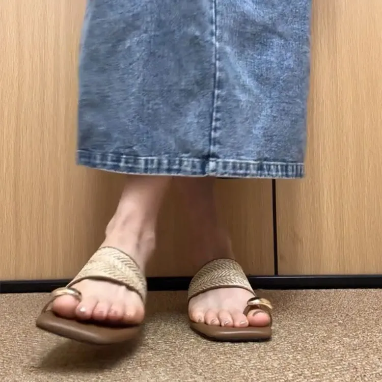 法式编织夹趾凉拖鞋女夏外穿2025新款复古小香风配裙子粗跟拖鞋潮