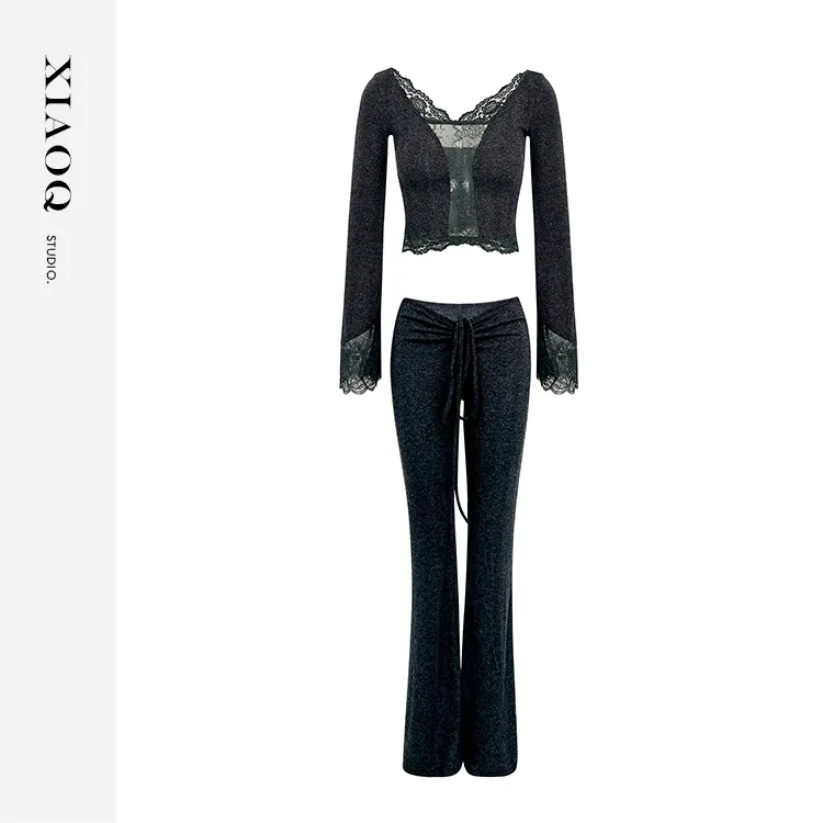 XIAOQ「温柔初恋系」蕾丝拼接短款针织衣+显瘦抽绳喇叭裤套装12351