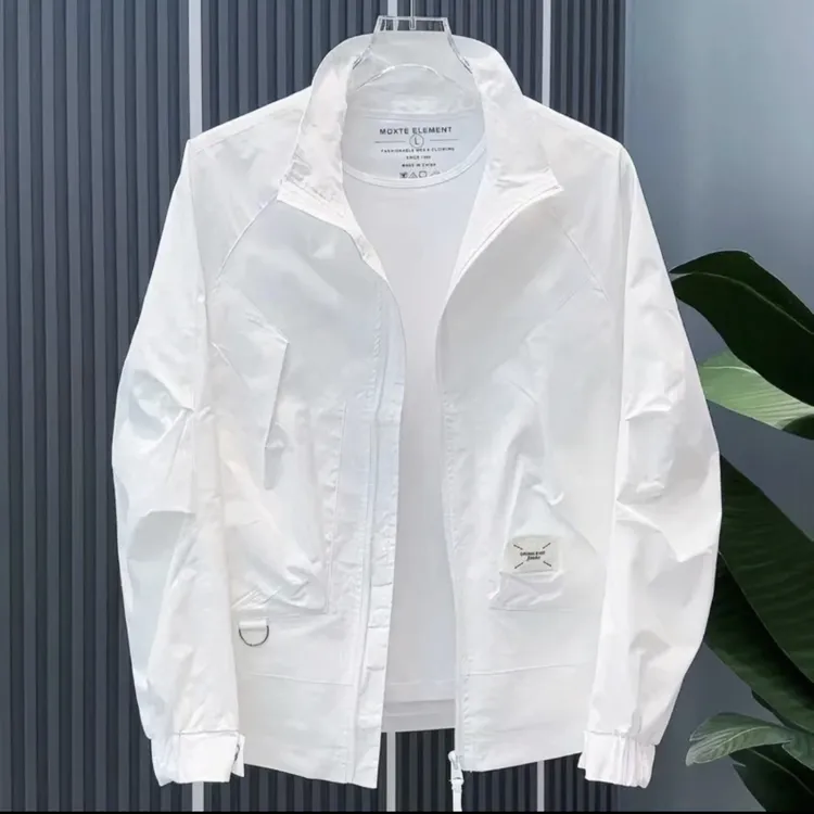 秋季新款男士休闲运动时尚韩版百搭透气户外纯色立领常规夹克外套